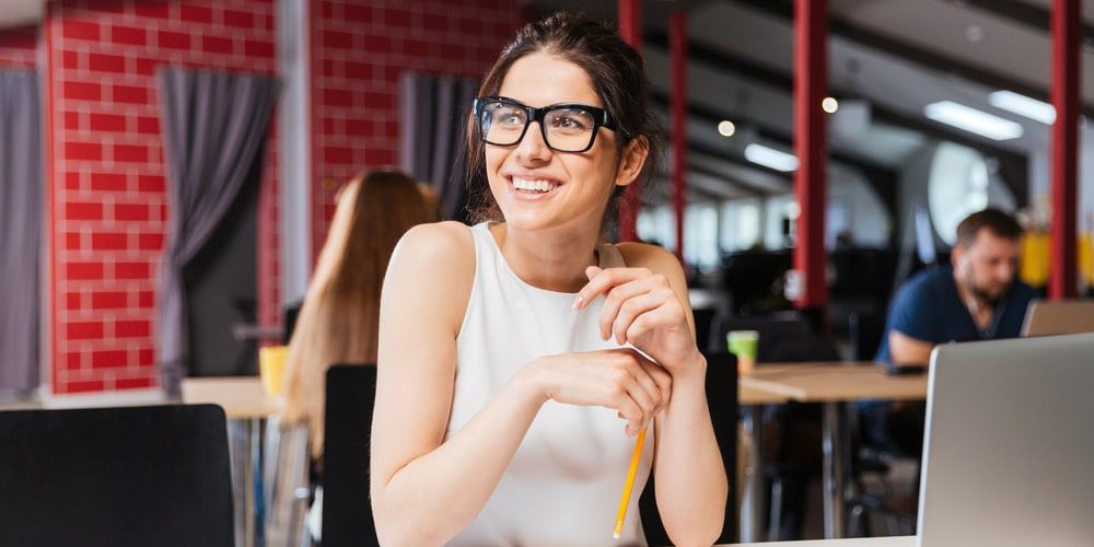 красивая веб-модель красивая веб-модель