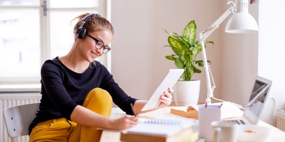 работа контент-менеджером для студентов